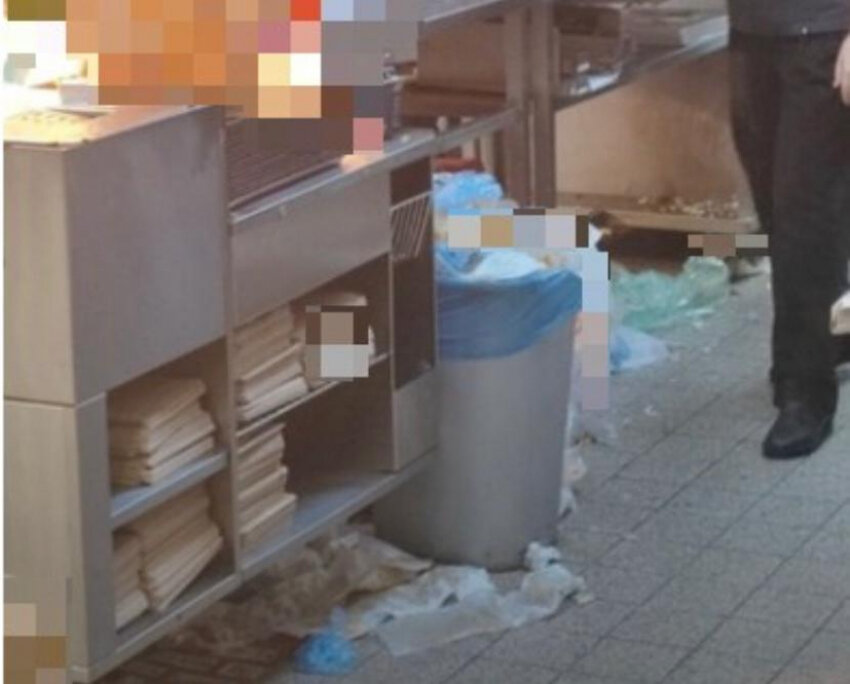 Новороссийцы в шоке от «чистоты» кухни одного из местных кафе