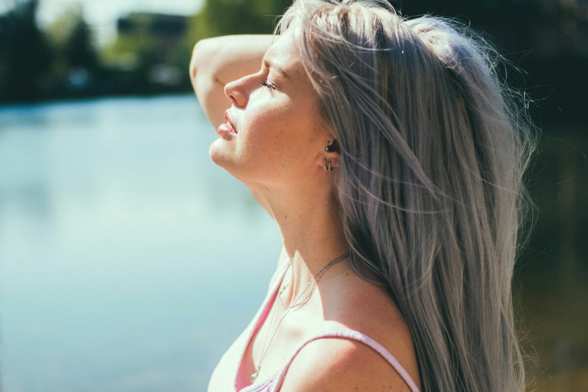 Факторы, которые вредят коже летом