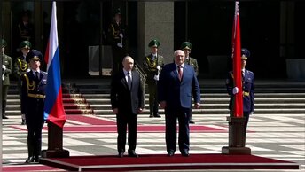 ⚡️Как Лукашенко 🇧🇾 встречает Путина 🇷🇺 в Минске! Это просто надо видеть!