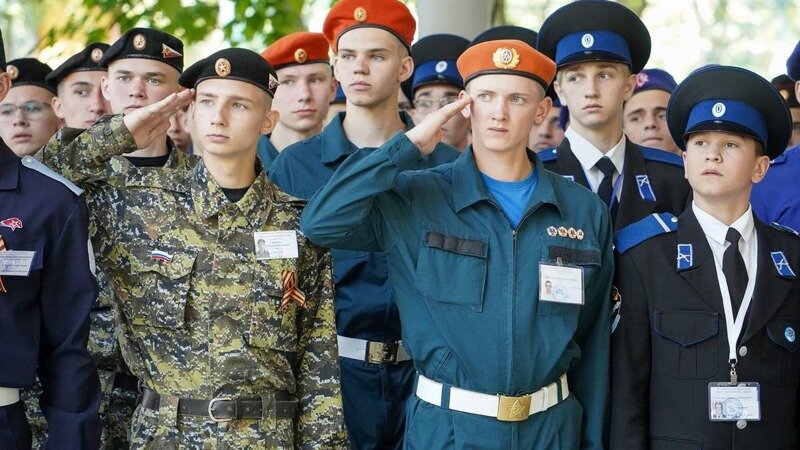    Участники юбилейной военно-патриотической игры Фото: минобр Ставропольского края