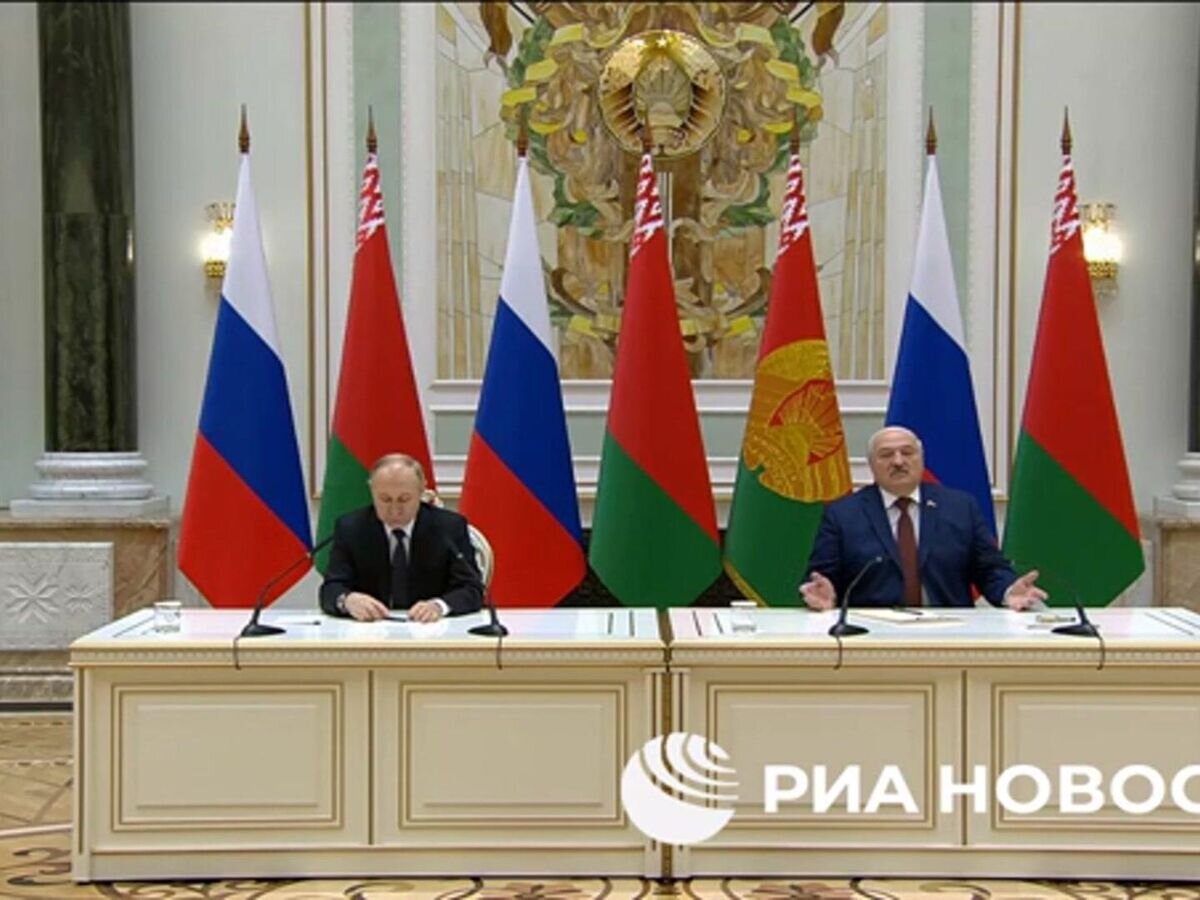    Лукашенко об учениях с Россией по применению нестратегического ядерного оружия© Пул