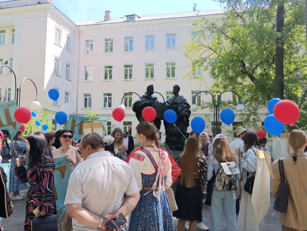 В Твери проходят торжества в честь создателей славянской письменности Кирилла и Мефодия