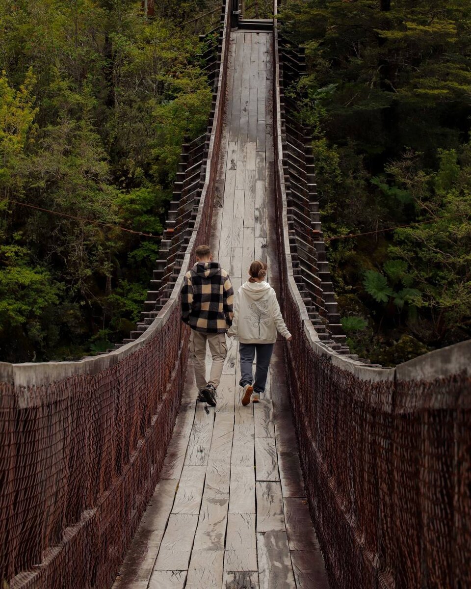 Подвесной мост через Río Ventisquero