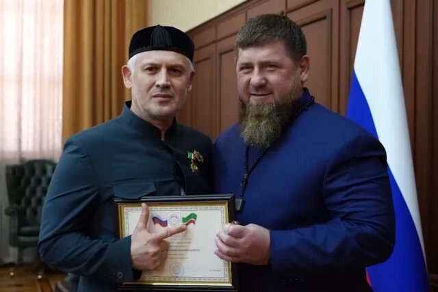    Помощник премьер-министра России Муслим Хучиев. Досье