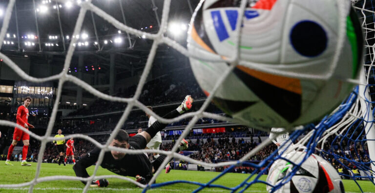    Фото: Михаил Синицын/ТАСС Артем Верейкин