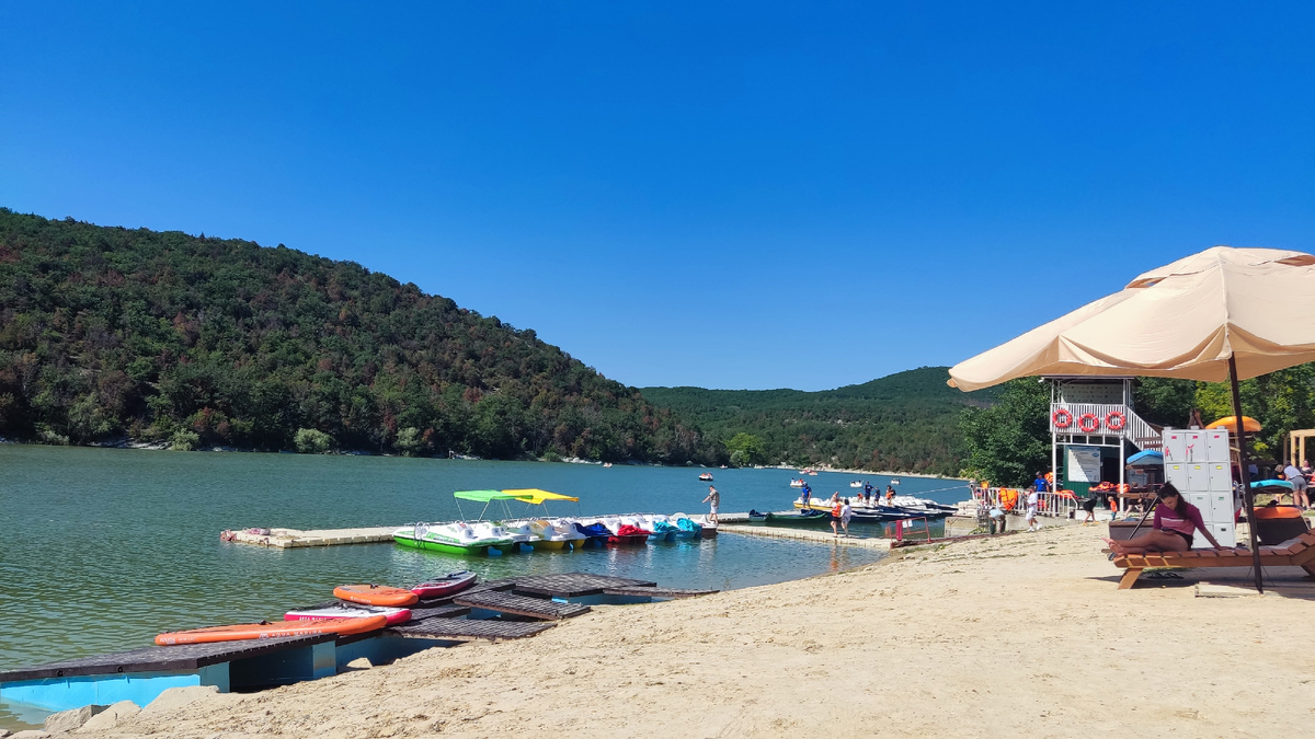 Кипарисовое озеро в Сукко