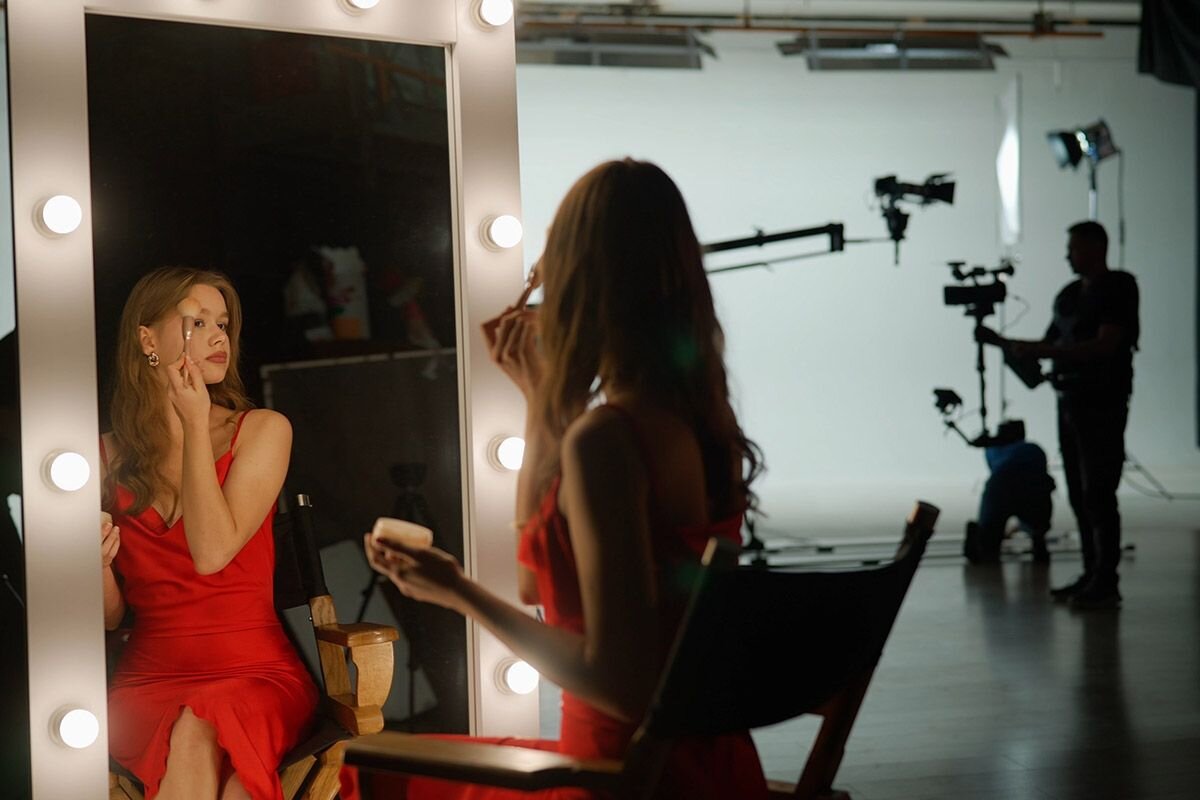 Miu Miu запустил проект, в котором режиссеры-женщины и художницы снимали фильмы о моде и женской идентичности📷
