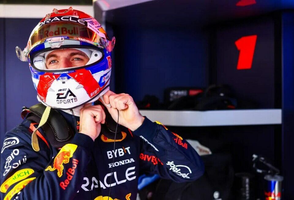    «Не могу даже описать, что происходит», — Макс Ферстаппен недоволенRed Bull Racing