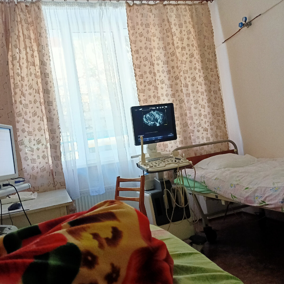 Лежу под одеялом. З-забота))) фото автора 