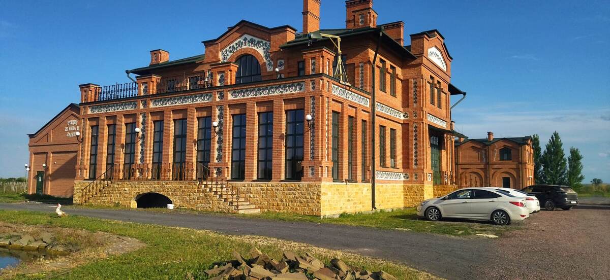 Здание винодельни