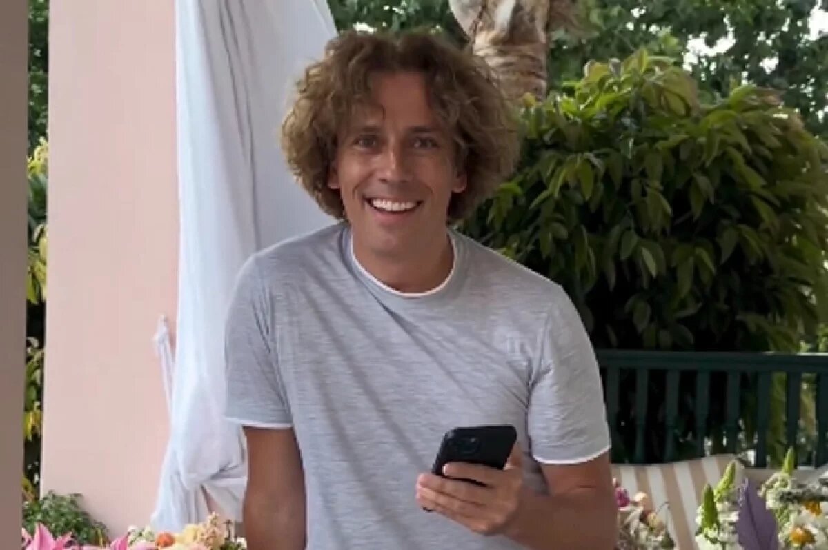    Максим Галкин.