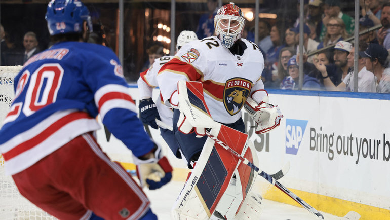    Сергей Бобровский в матче «Рейнджерс» — «Флорида» (2:1 ОТ) 25 мая. USA Today Sports