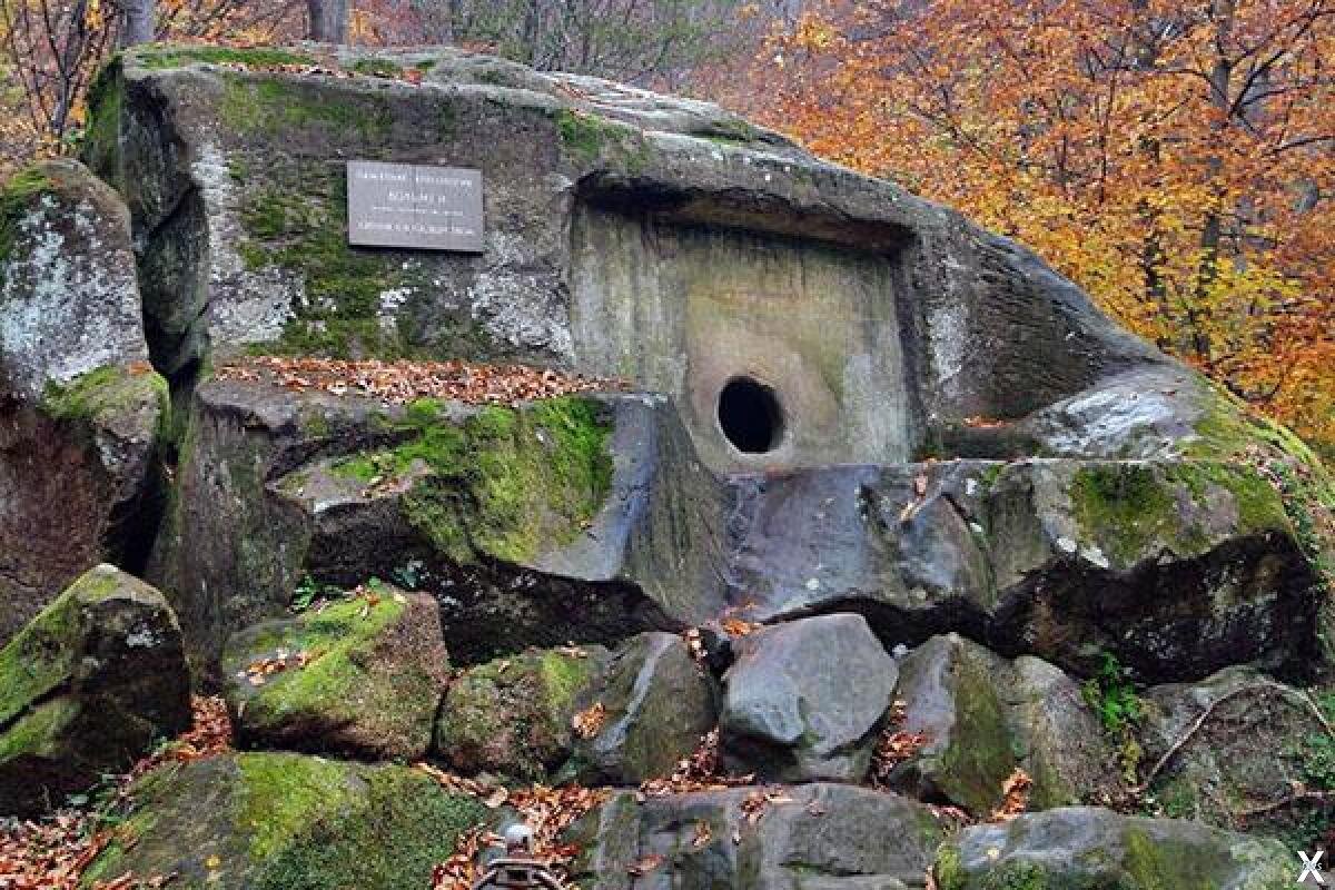 Дольмен Волконский