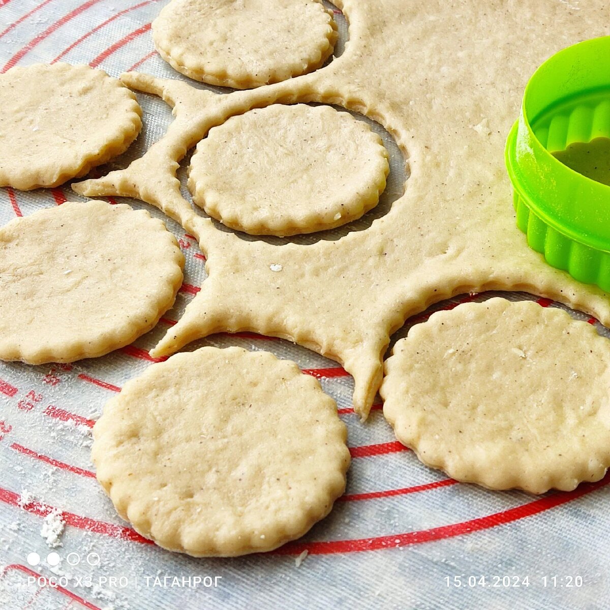 Вырезное печенье. Очень простое, но очень вкусное. 🍪 | Томатная усадебка  СиННьорки Помидорки | Дзен