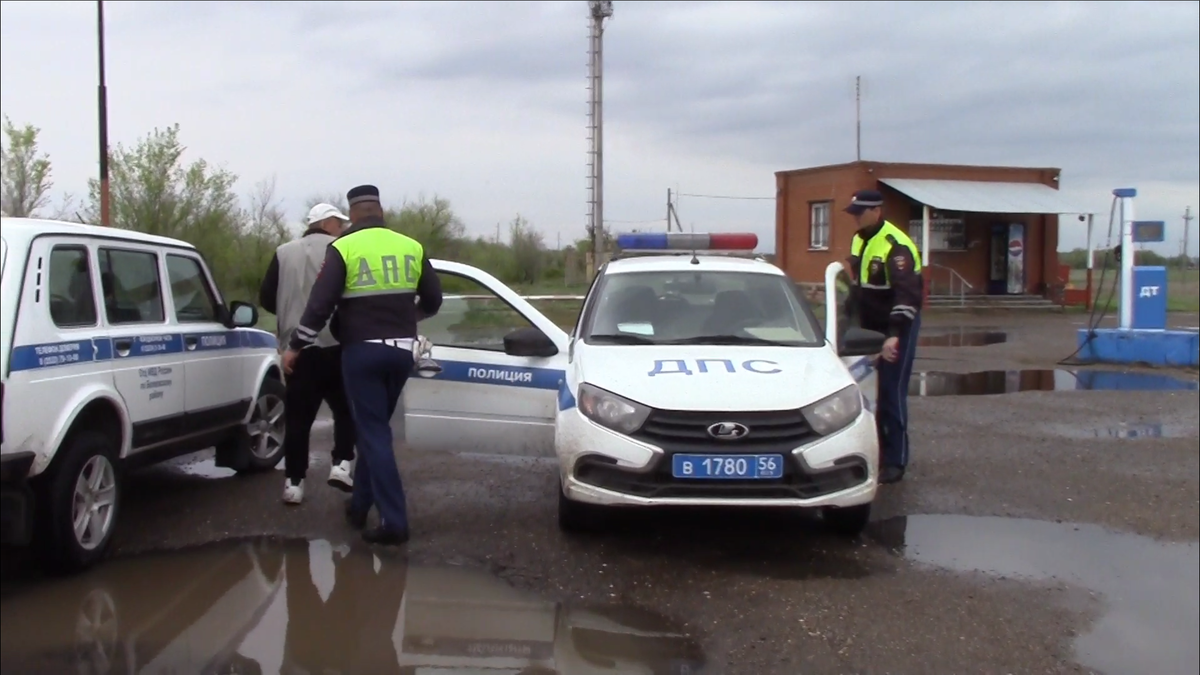    Приставил нож к горлу. Под Оренбургом житель Башкортостана угнал автомобиль Белов Михаил Александрович