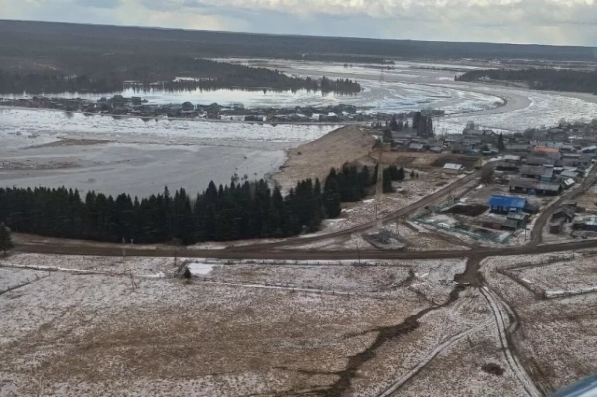    Четыре оленевода попали в водную ловушку в Усть-Цилемском районе Коми