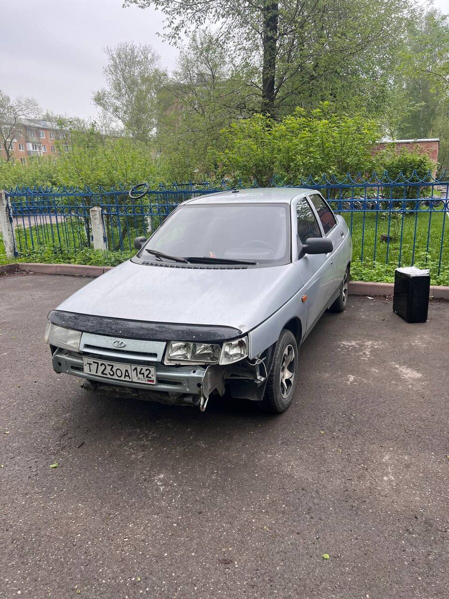 ВАЗ 2110 Вот в таком состоянии мы ее купили.