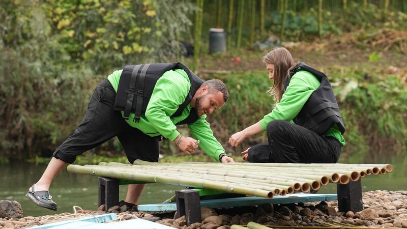    Кадр из шоу «Сокровища императора». Фото: ТНТ
