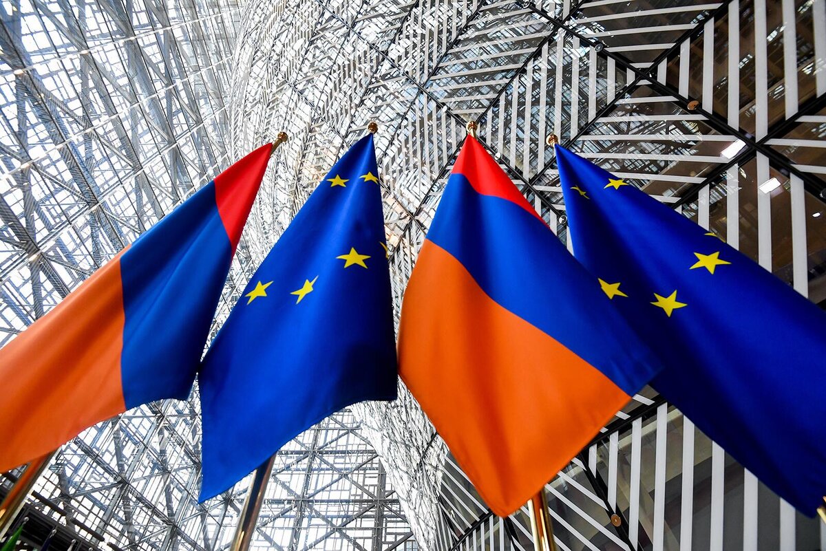 @European Union ©Philippe Samyn and Partners architects and engineers