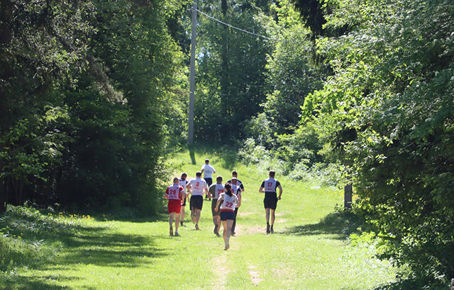 В Большом Гришкино определили самых быстрых бегунов среди полицейских Тверской области