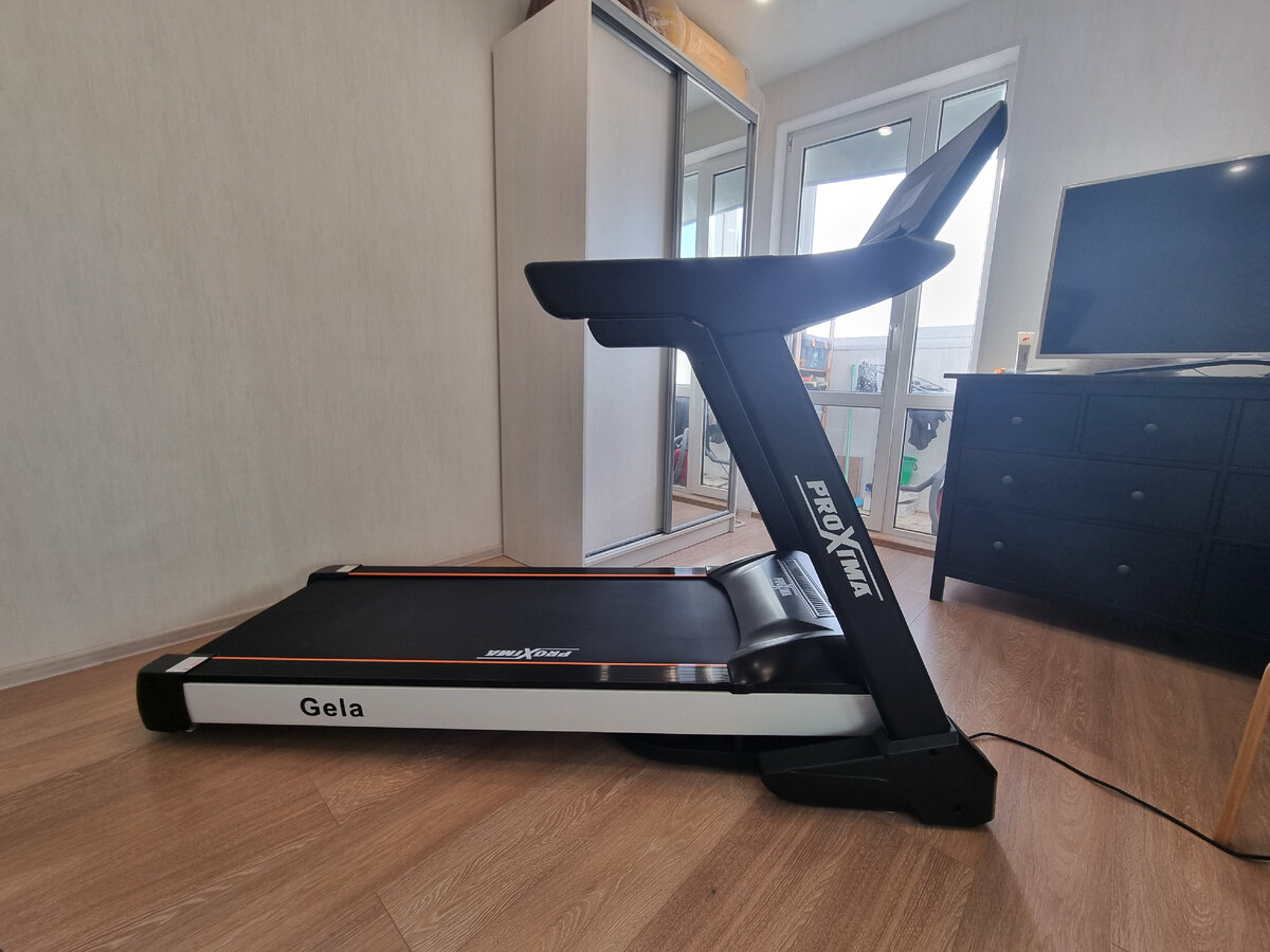 Профессиональная беговая дорожка Proxima Gela