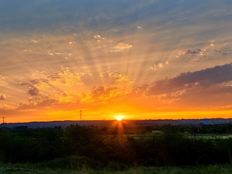 На фото для обложки пусть будет что-то красивое
