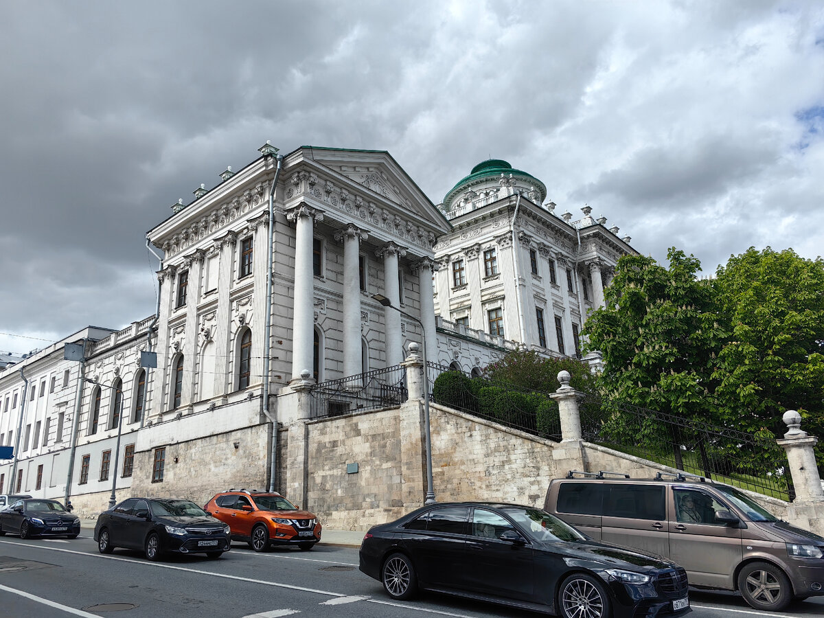 Пашков дом, Москва