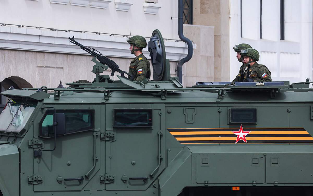 Новая группа добровольцев из Чечни отправилась в Донбасс и на Украину - РИА Ново