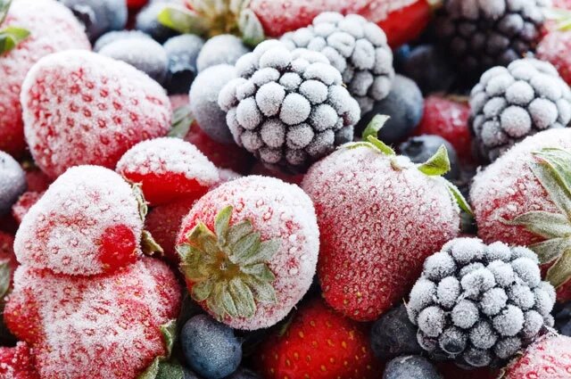    Сколько можно хранить продукты в морозилке?