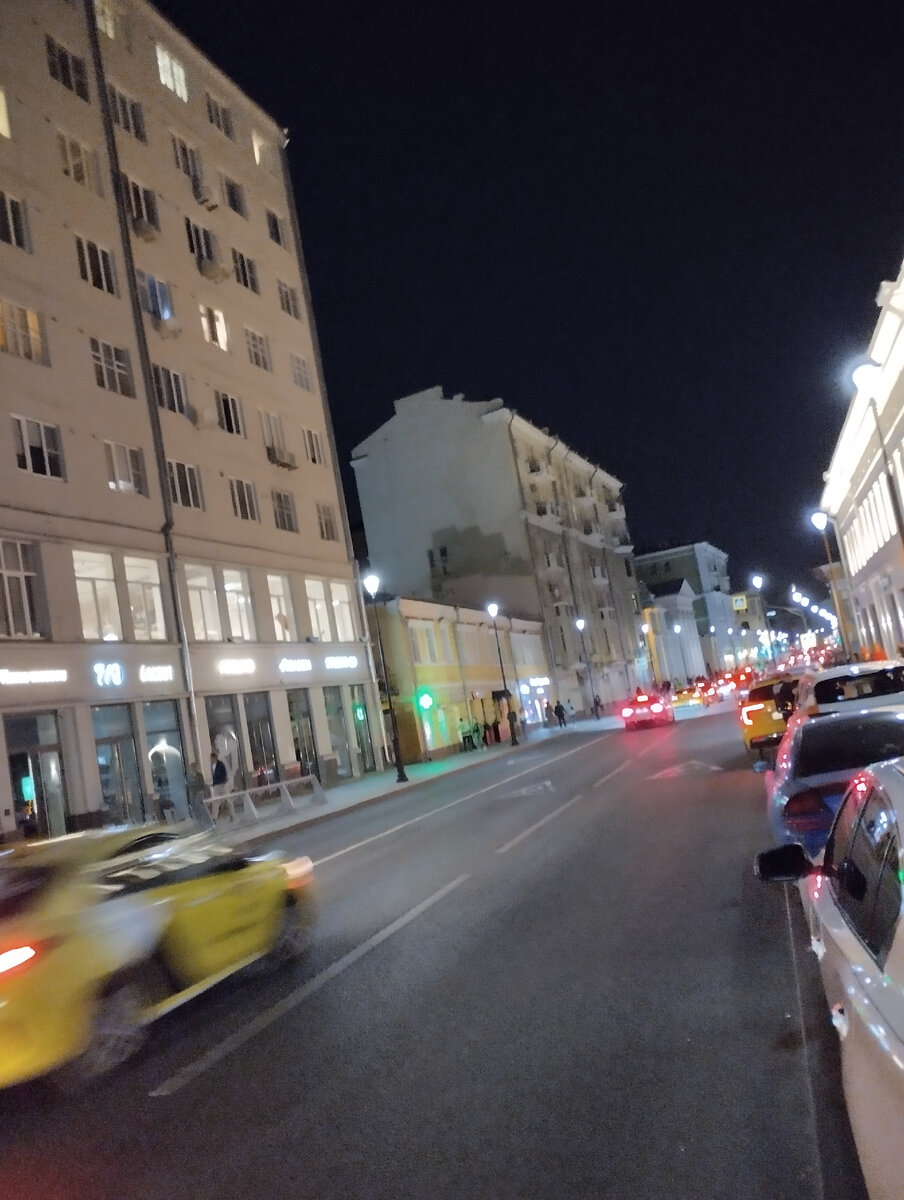 (Фото автора. Москва, центр.)