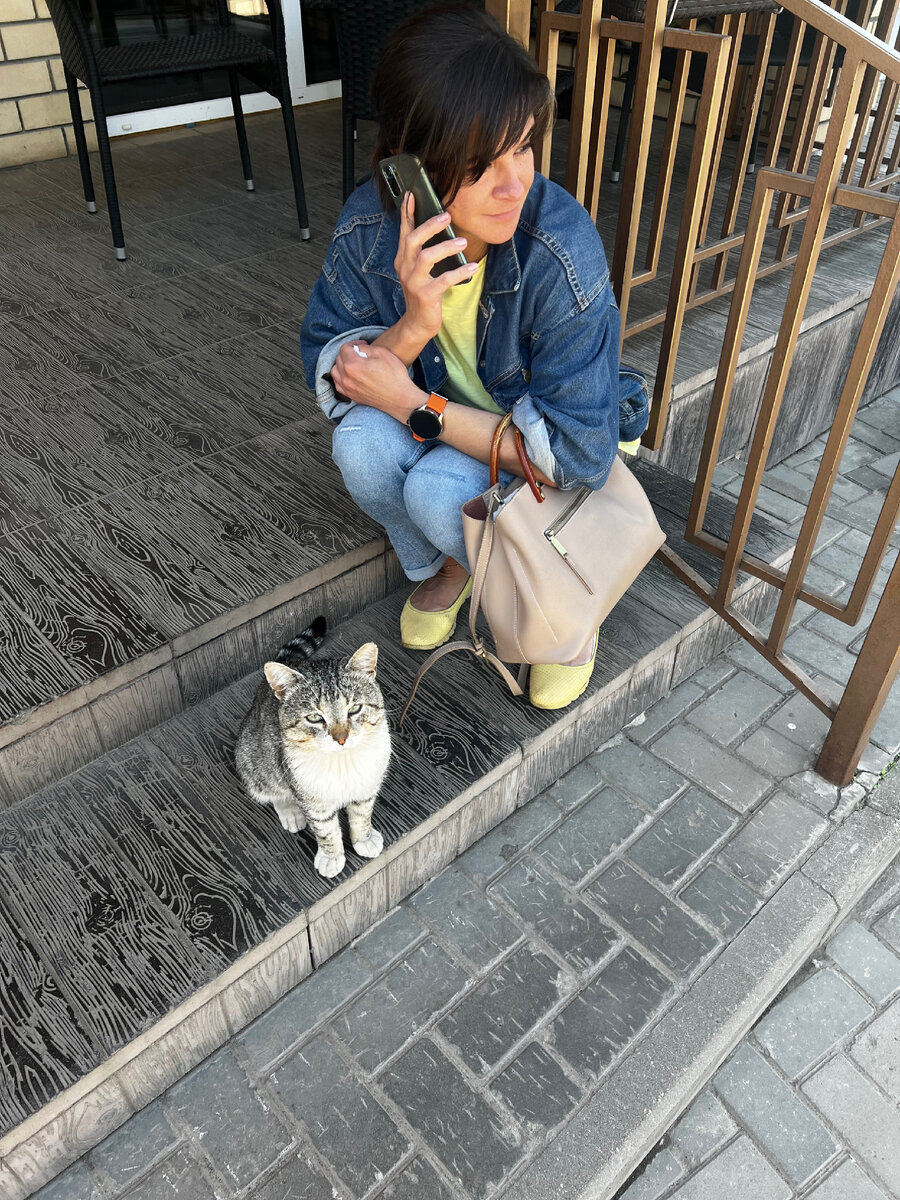 Хозяин кафе)