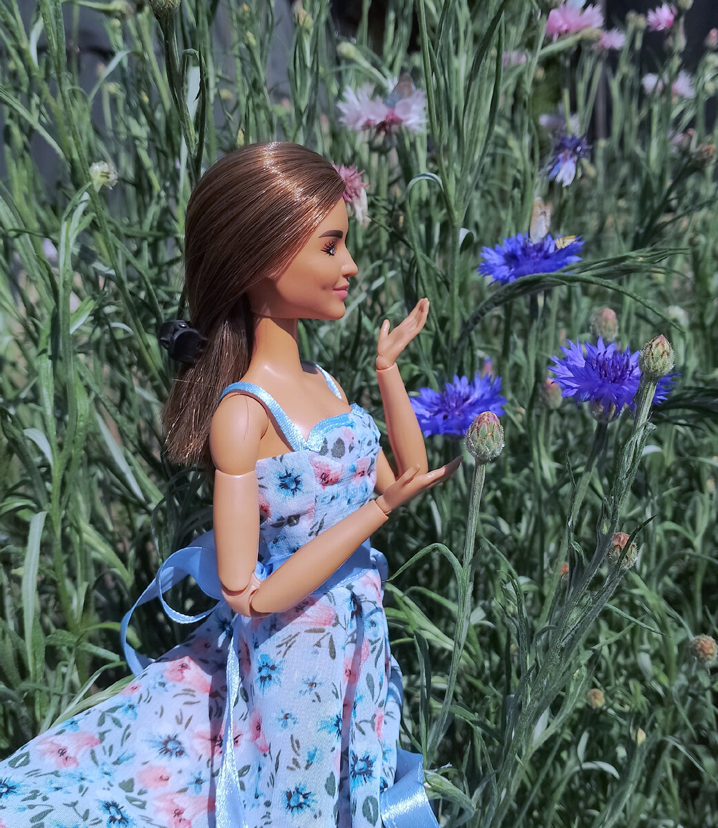 Кто найдёт бабочку на этом фото?)))