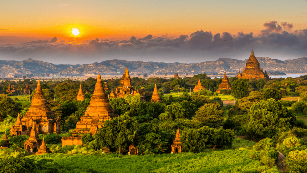 Мьянму называют «страной тысячи пагод»/ © ratanews.ru