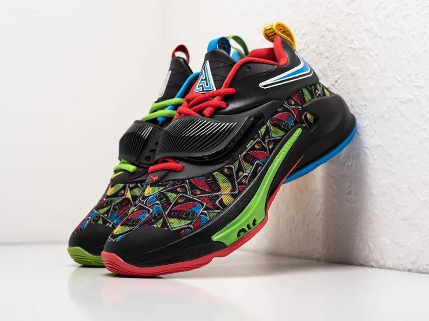 UNO x Nike Zoom Freak 3