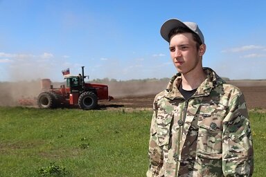  Весенние полевые работы в Иглинском районе
В Башкортостане продолжается посевная кампания яровых зерновых и зернобобовых культур.