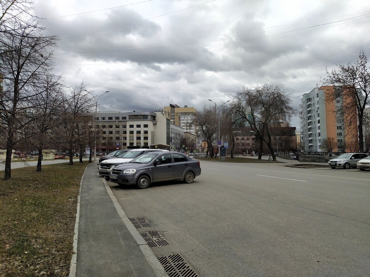 Улица Маршала Жукова (Екатеринбург)