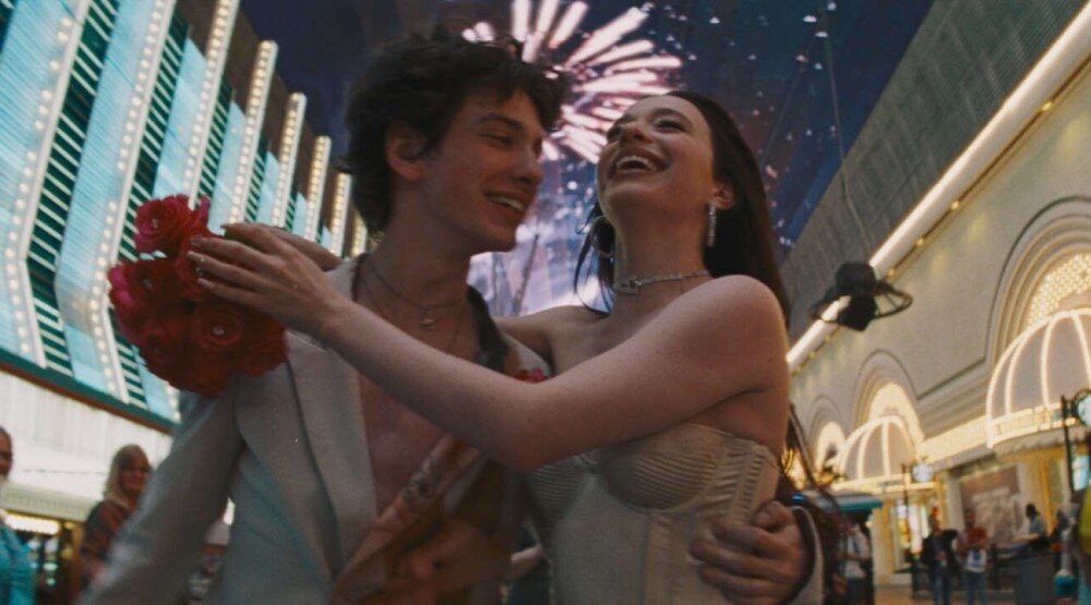     Кадр из фильма «Анора» (2024)