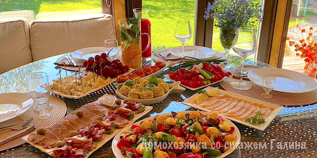 Праздничный стол и несколько рецептов вкусных блюд