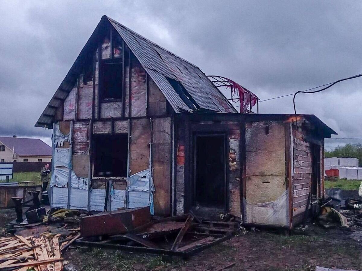    Место пожара в Пермском крае© Фото : СУ СК России по Пермскому краю/Telegram