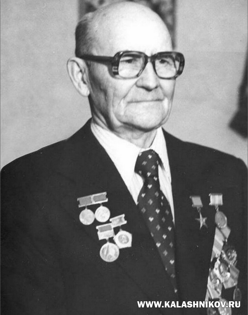 Советский конструктор-оружйеник Николай Фёдорович Макаров (1914-1988)