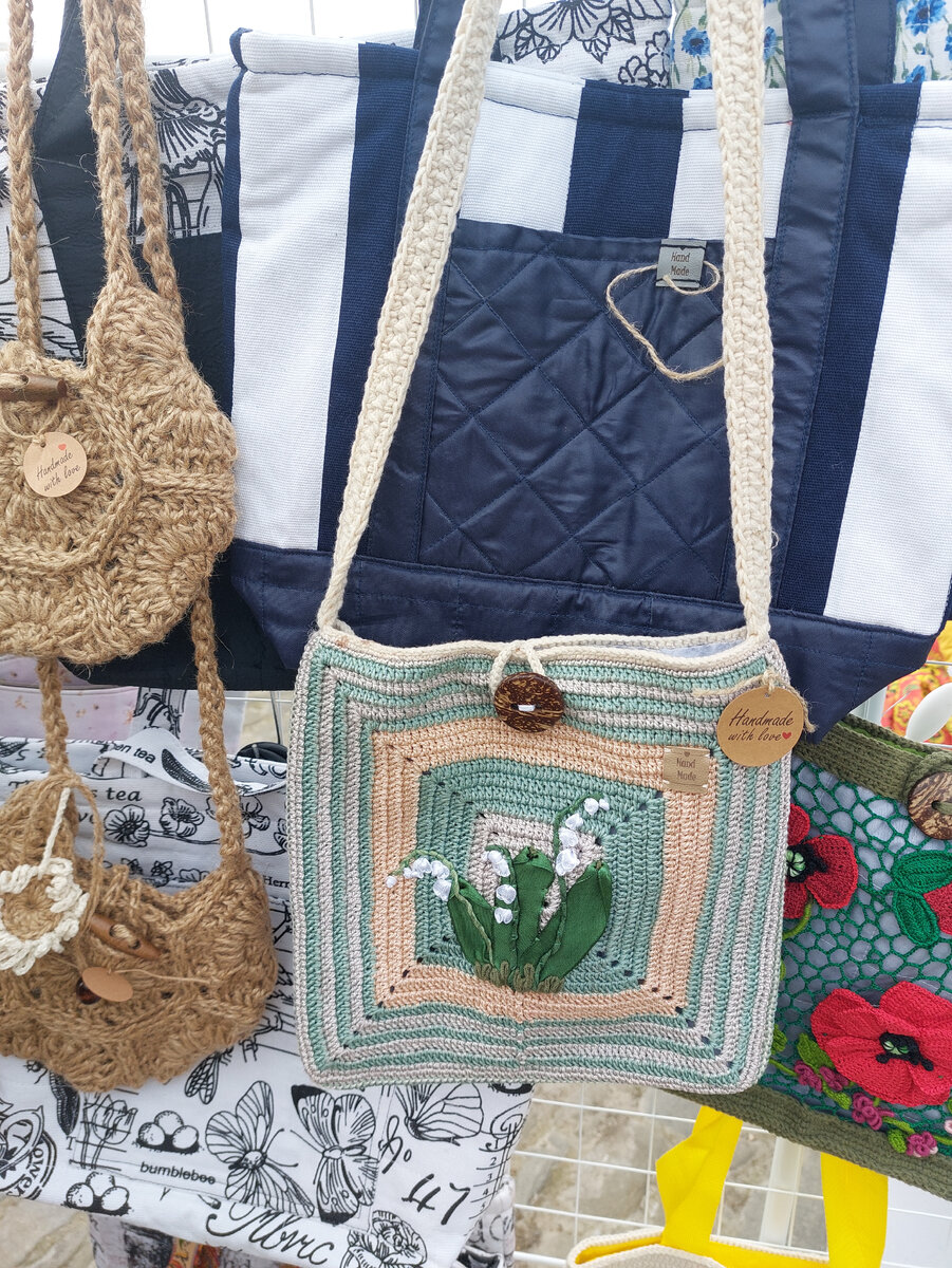 Фото автора модные вязаные сумки ручной работы