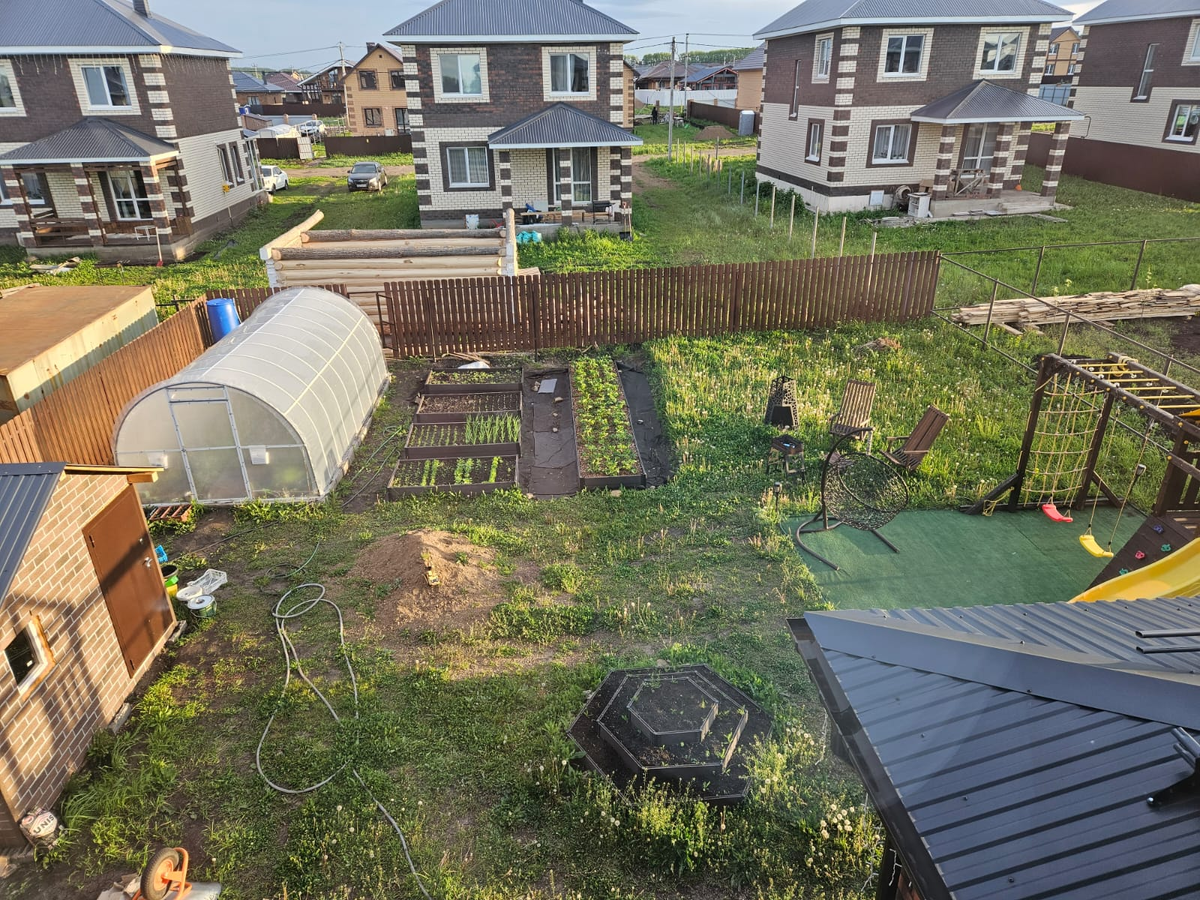 Наш небольшой участок, на который хочется вместить все