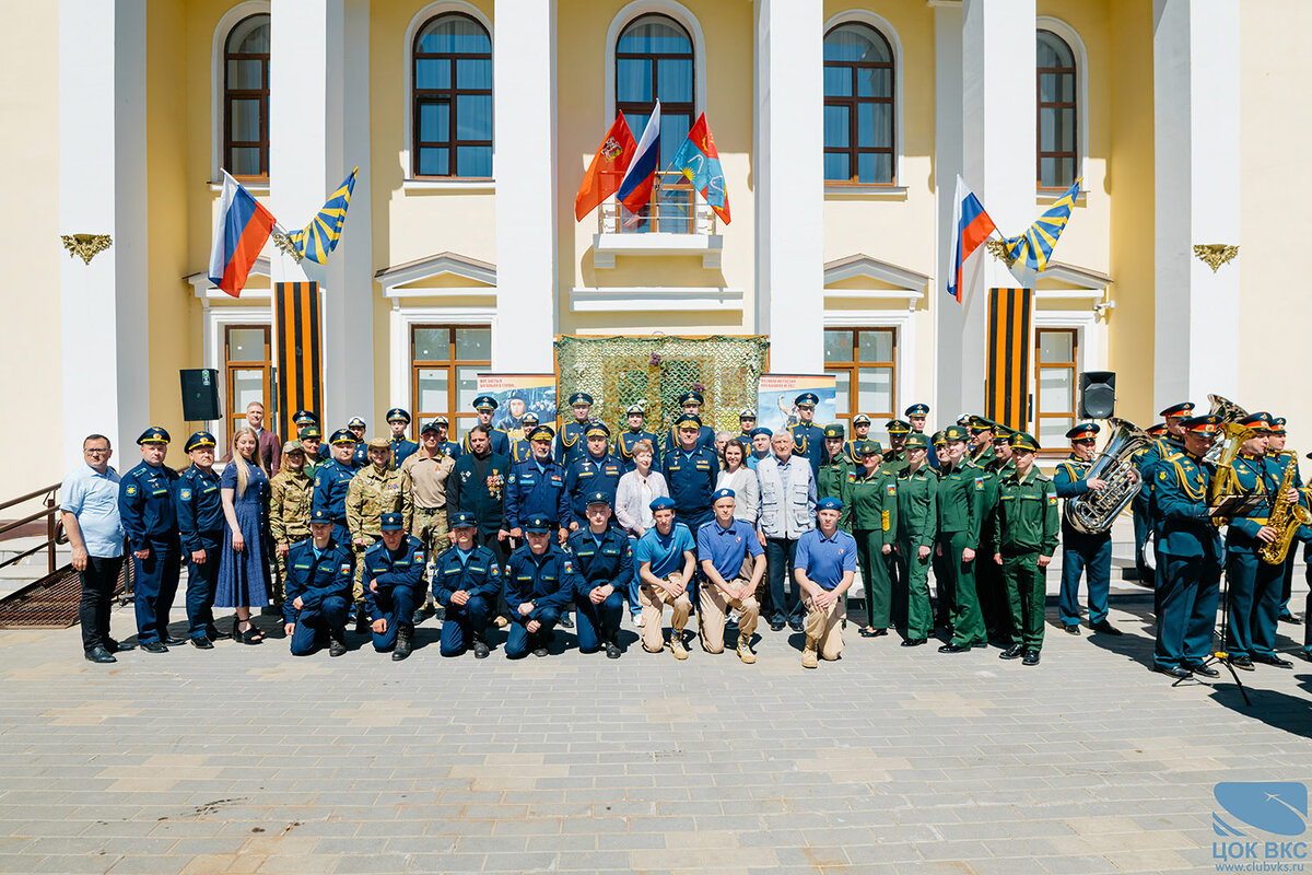 25.05.2024 г. В Балашихе, на территории Дома офицеров «Северный», прошла патриотическая акция «Сирень Победы».
