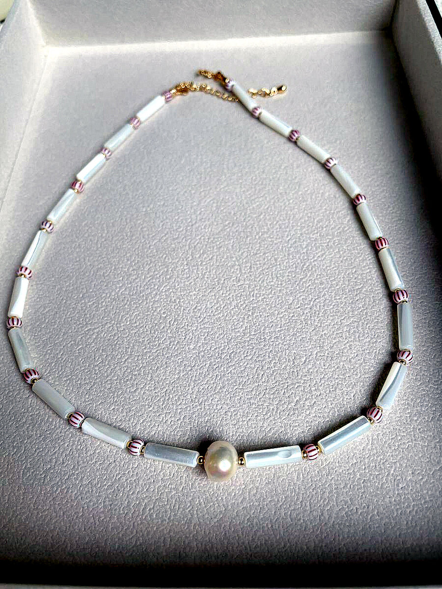 Колье "Ванильное небо".