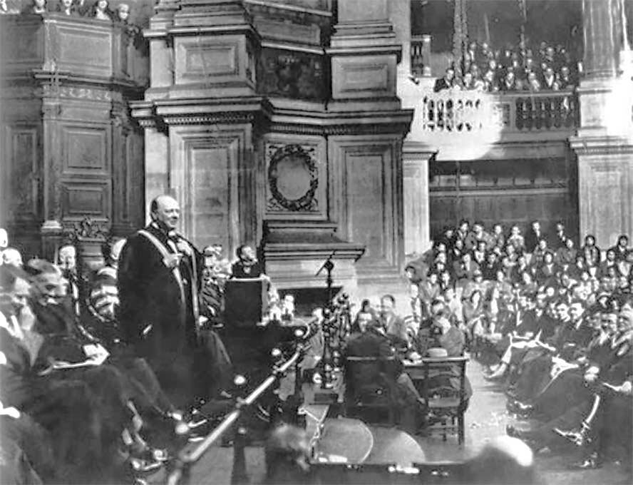Черчилль на Нобелевской премии в 1953 году. Фото из сети