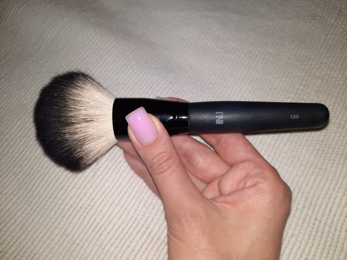 Кисть N.1 под номером 123