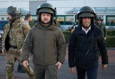 Два сапога, как известно, пара туфель.