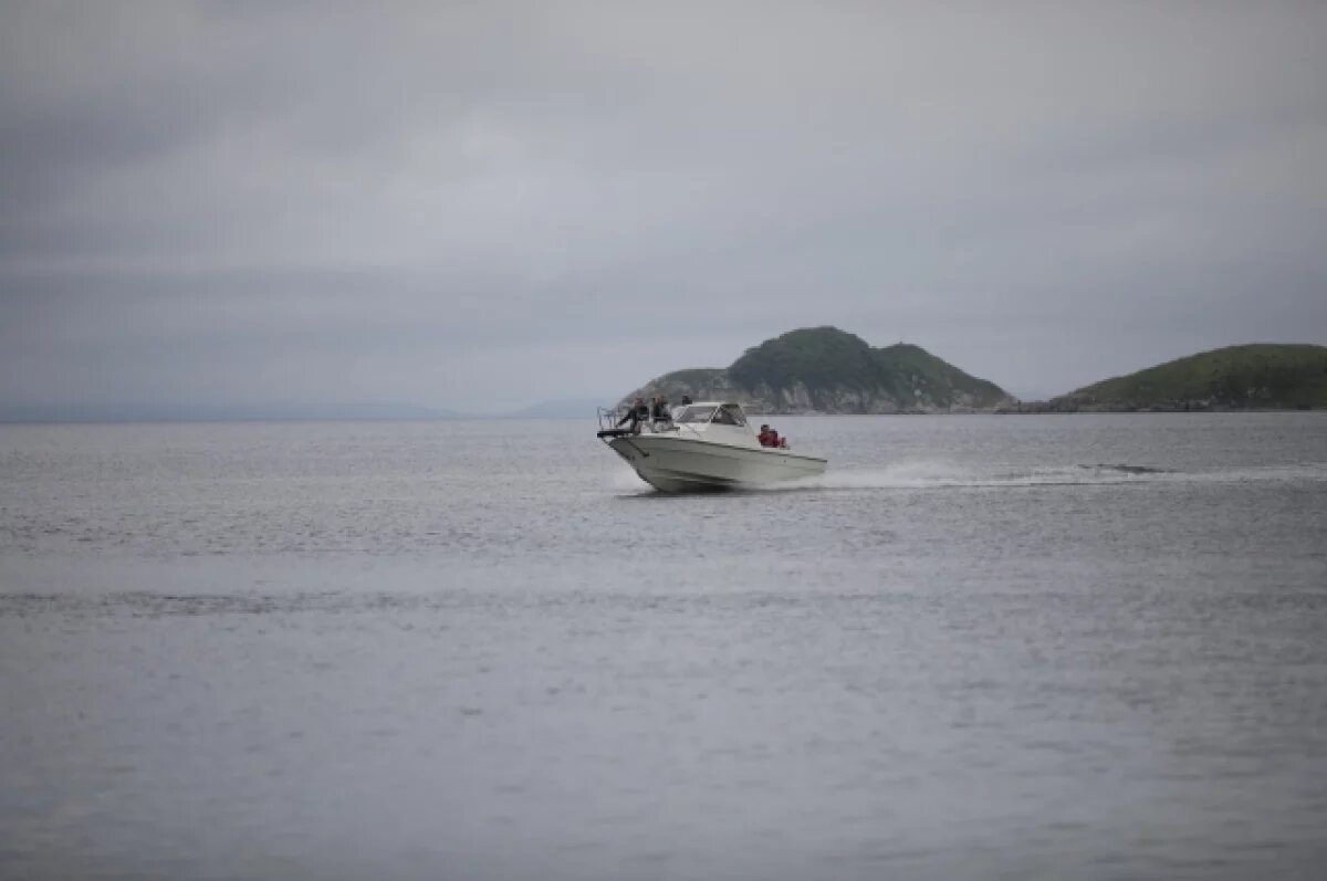    СМИ сообщают о гибели пятерых туристов на катере на Байкале