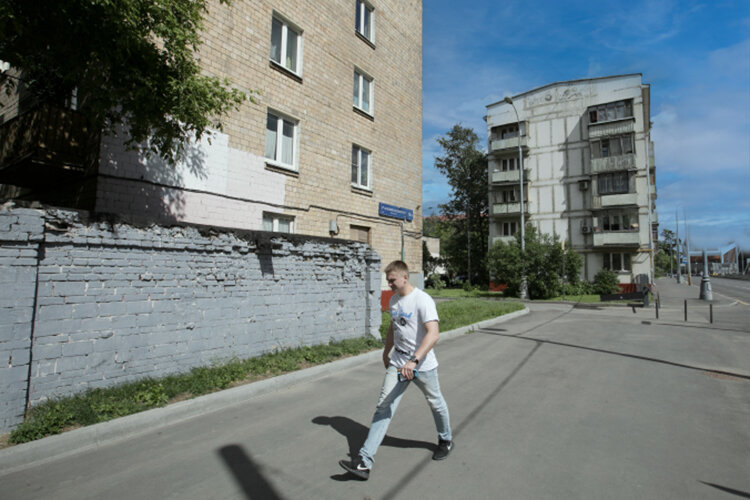    Продать квартиру дорого стало сложнее, но цены на вторичном рынке все равно не падают. Сократившийся спрос сбалансирован предложением.   
Фото: «БИЗНЕС Online»