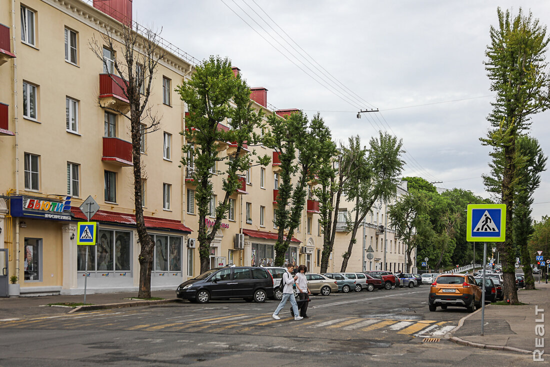 Когда-то здесь жила партийная элита Беларуси». Прогулялись по колоритной  улице Берестянской | Realt.by | Дзен